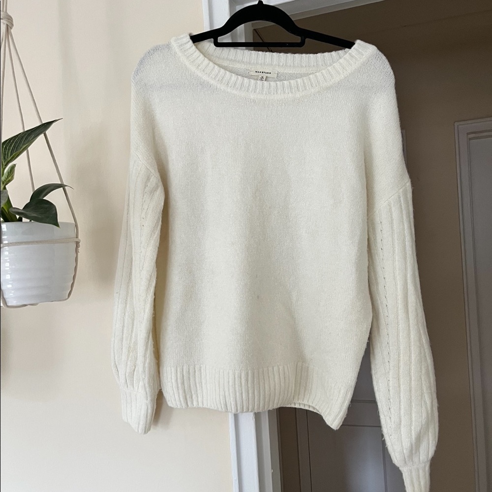Max studio puff-sleeve sweater